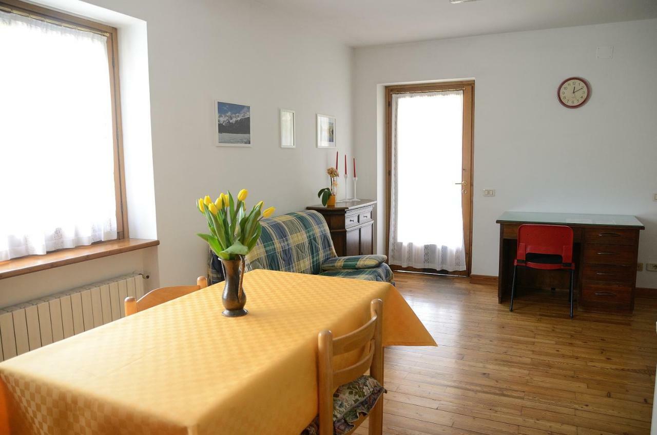 Casa Vacanze Dos De Lore - Relax A Due Passi Da Tovel ตูเอ็นโน ภายนอก รูปภาพ