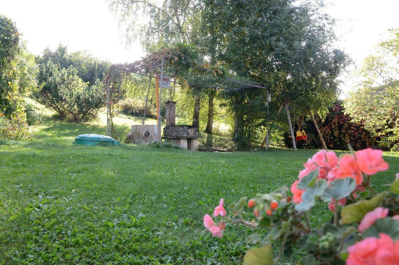 Casa Vacanze Dos De Lore - Relax A Due Passi Da Tovel ตูเอ็นโน ภายนอก รูปภาพ